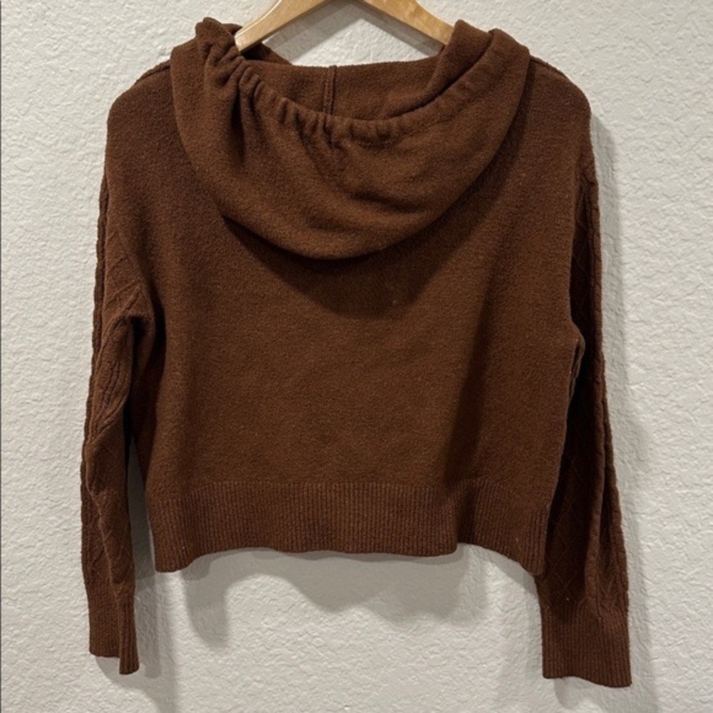 Hazel Moon Women's Brown Cable Knit Cropped Hooded Pullover Sweater Size M - Picture 4 of 10